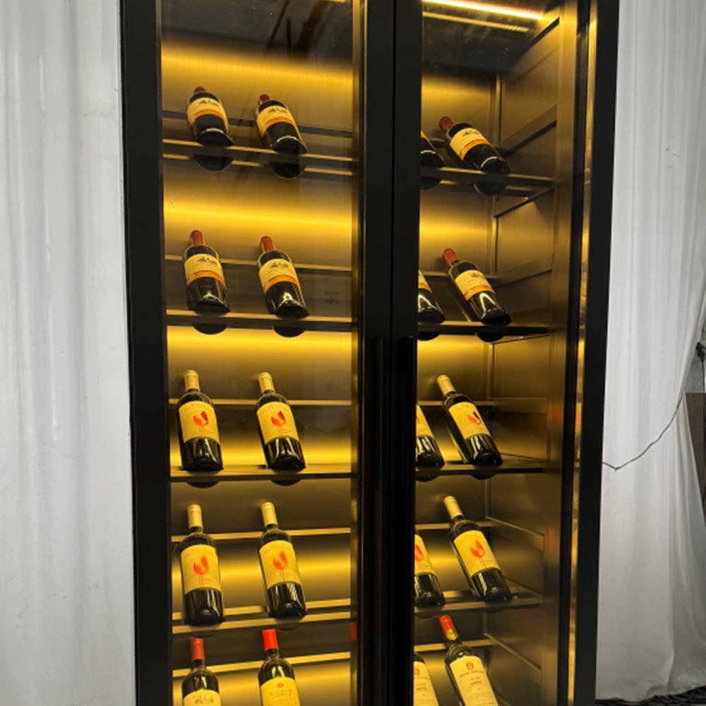 Almacenamiento de Vino a Medida en Acero Inoxidable (酒窖恒温恒湿空调)