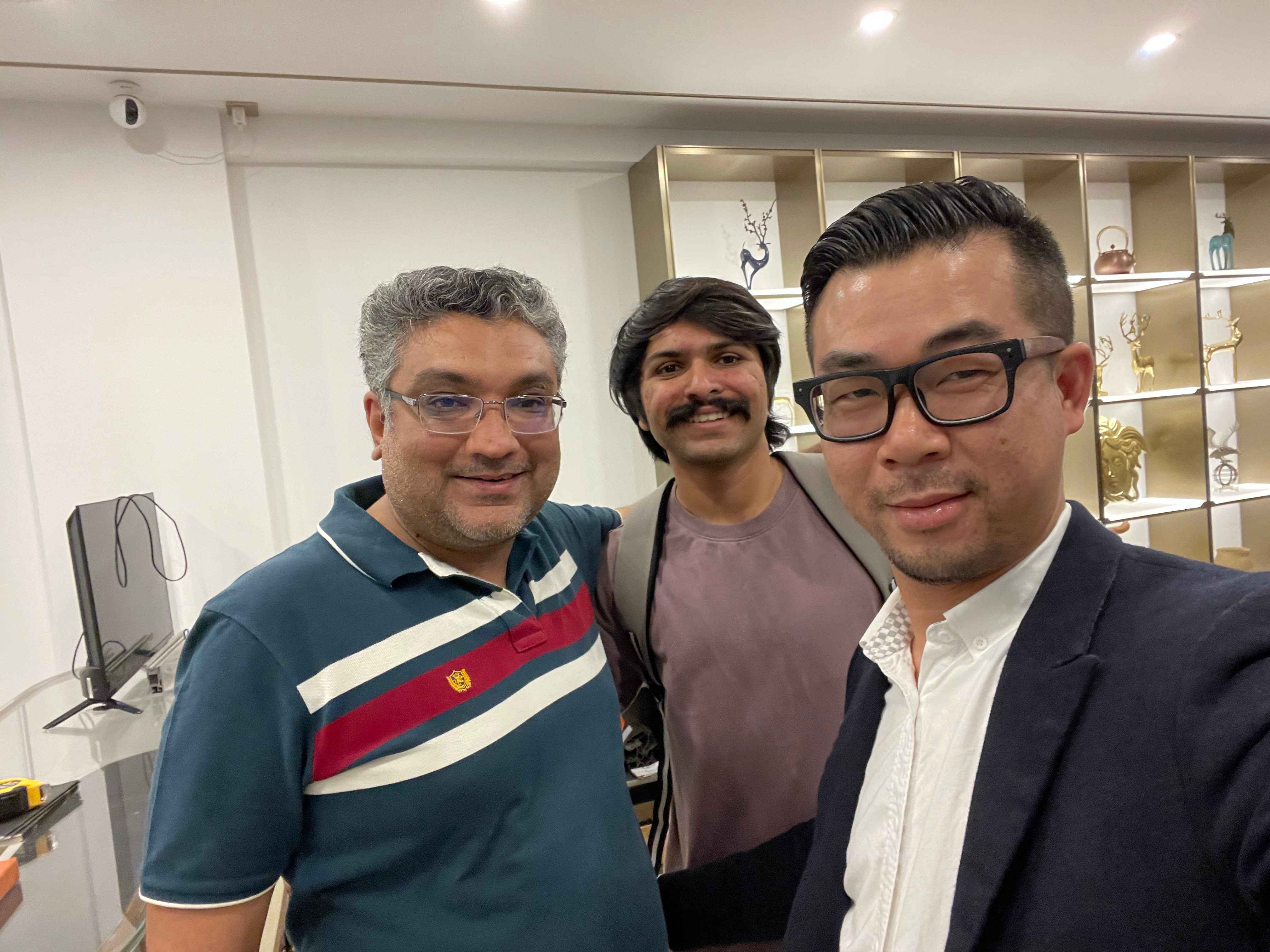 International client visiting VIPHONYA manufacturing facility #6